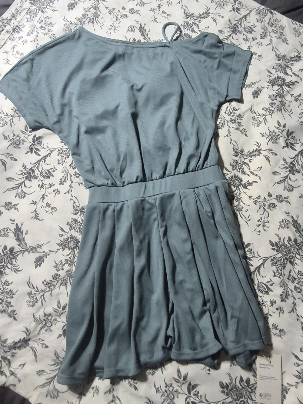 HALARA Light Teal Short-Sleeve Pleated Romper
